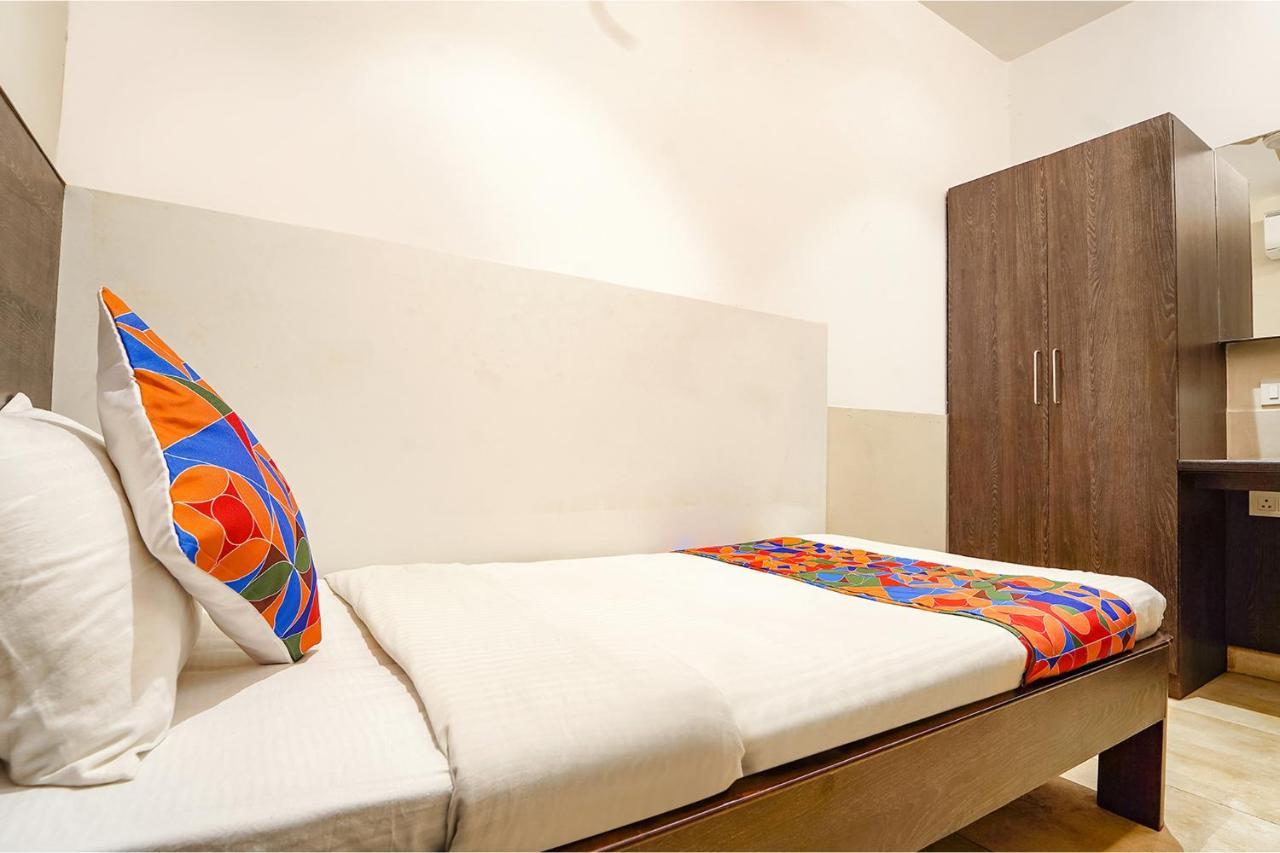 Fabhotel Karpagam - 900M From Nehru Stadium Коимбатур Экстерьер фото